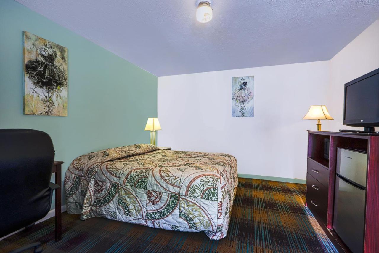 Patriot Inn Motel Beaver Wv, By Oyo Eksteriør bilde
